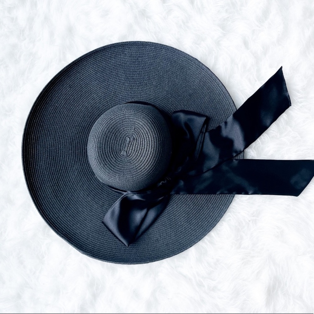 Carol Bader Black Wide Brim Kentucky Derby Hat